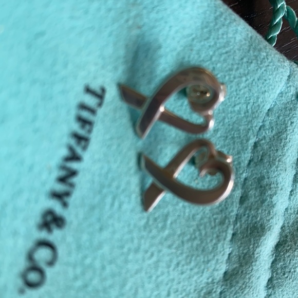Tiffany & Co. Paloma Picasso Loving Heart Earrings - Picture 9 of 14